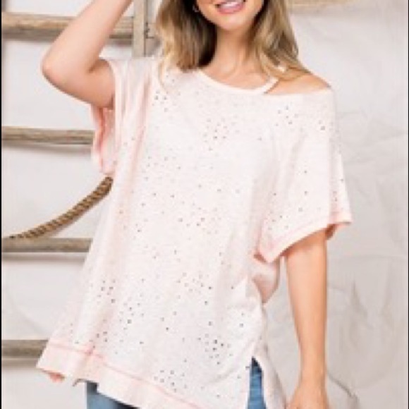 SHORT Raglan Sleeve Round Neck Ripped Detail Tunic Top. Peach Color - Picture 6 of 6